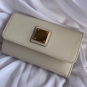 Dooney and Bourke Cream Wallet